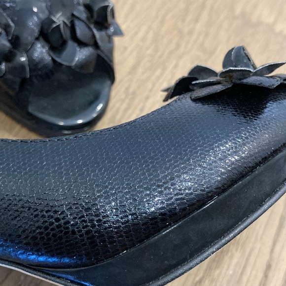 Leather heels from Anne Klein - Picture 5 of 5